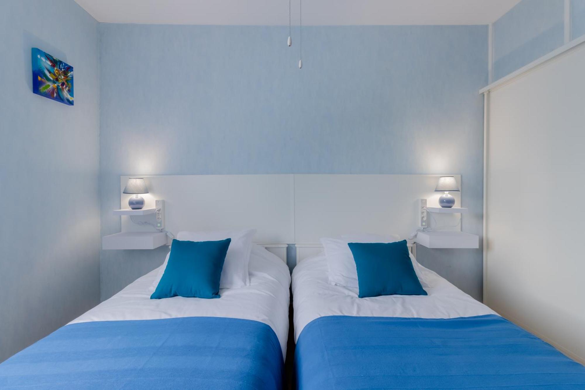 Апартаменты Lumineux, Bien Situe Et Tres Calme + Parking Prive Ле-Бюг Экстерьер фото